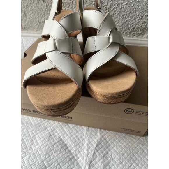 Clarks Women White Giselle Beach Wedge Sandal, Size 11 - Picture 9 of 11